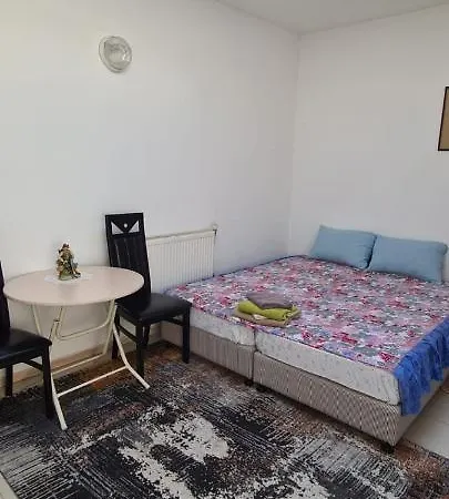 Sweet Home Antwerpen بيت شباب أنتويرب